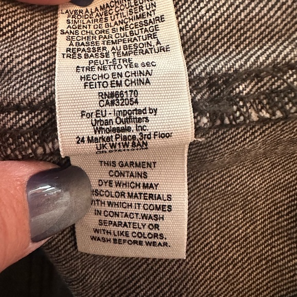 We The Free | micro mini | denim | raw edge | pockets | button fly | 27 | skirt - Picture 12 of 13